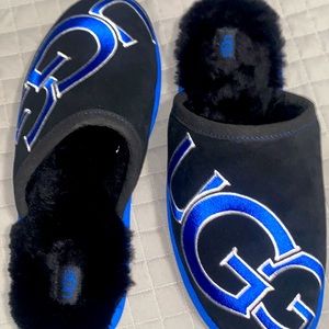 UGG MEN SCUFF LOGO SLIPPER, brand new!!